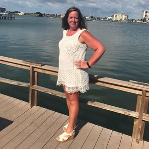 Meet your Posher, Carrie